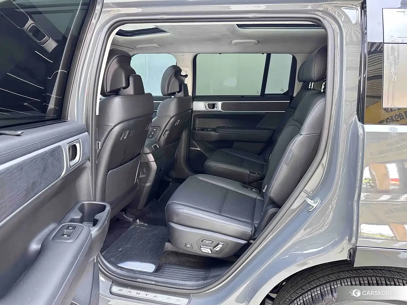 Hyundai Santa Fe 2025 Silver/gray из Китая, фото 6