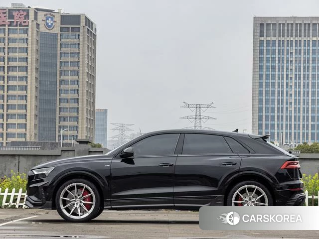 Audi Q8 id 4260542 из Китая 13