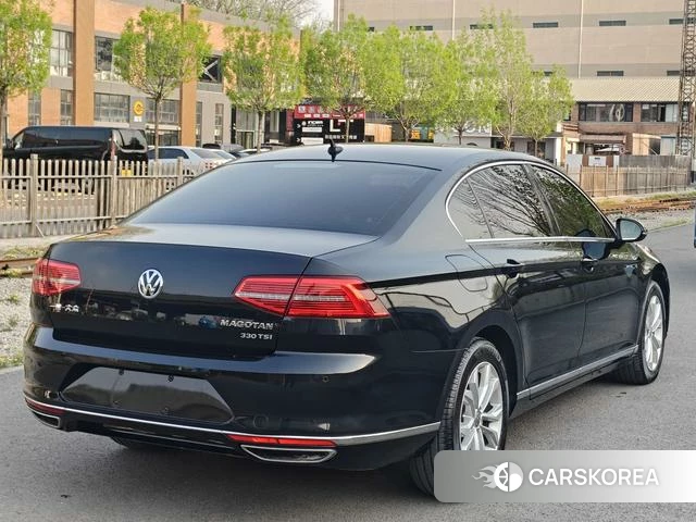Volkswagen Magotan id 4235443 из Китая 27