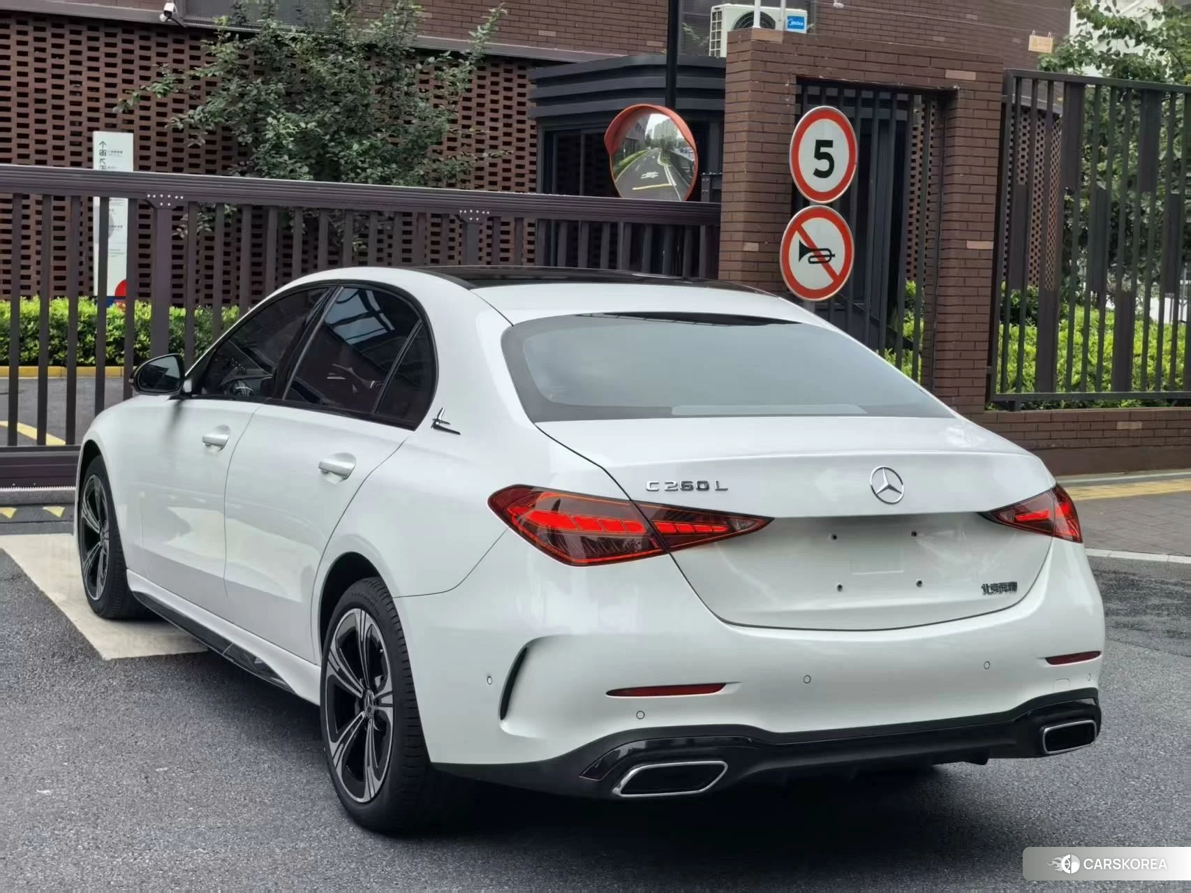 Mercedes-Benz Class C 2021 Белый из Китая, фото 6