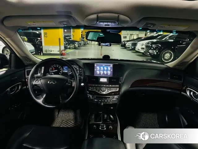 Infiniti Q70 id 3444871 из Кореи 16