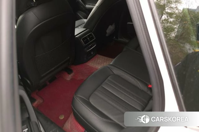 Audi Q5L id 4276733 из Китая 13