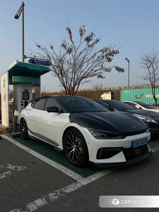 Kia EV6 2022 Белый из Кореи, фото 6