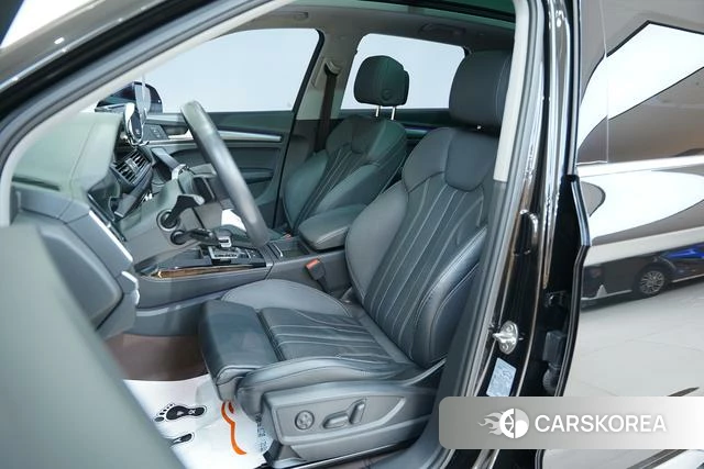 Audi Q5L id 4290434 из Китая 16