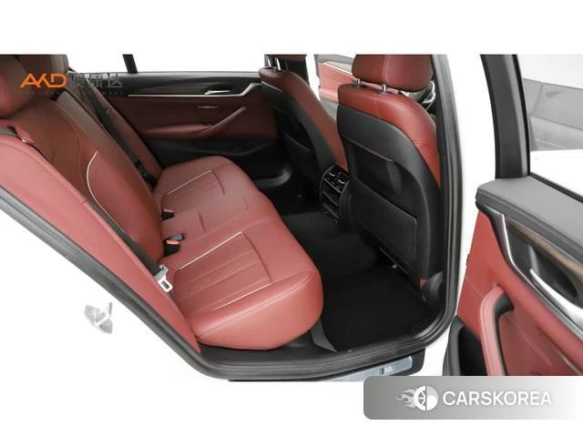 BMW 5 series 2022 Белый из Китая, фото 6