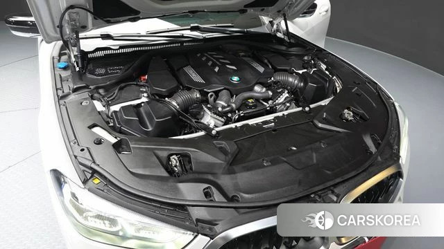 BMW 8 Series (G15) id 3903444 из Кореи 16