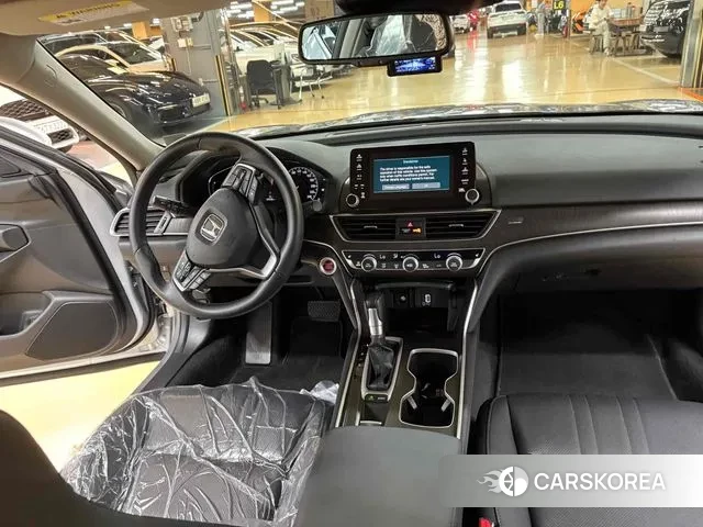 Honda Accord 10th Generation id 3029107 из Кореи 9