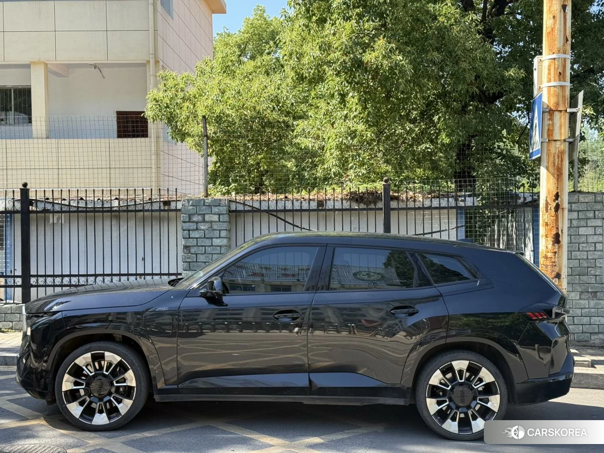 BMW XM 2023 Черный из Китая, фото 6