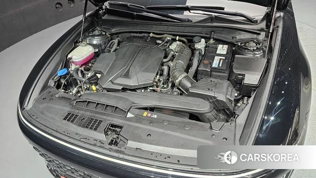 Hyundai Grandeur (GN7) id 3953441 из Кореи 16