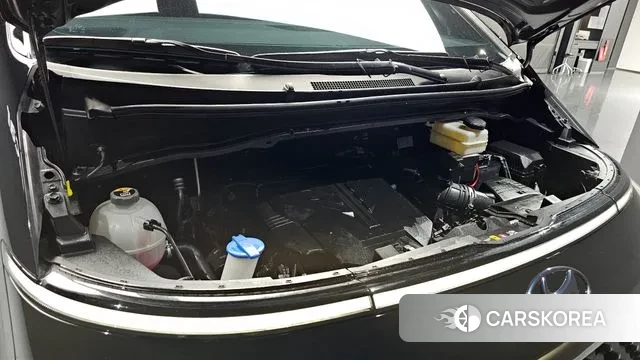 Hyundai Staria id 3212345 из Кореи 16