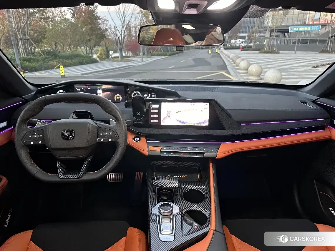Chang'an Changan UNI-V 2023 Черный из Китая, фото 6