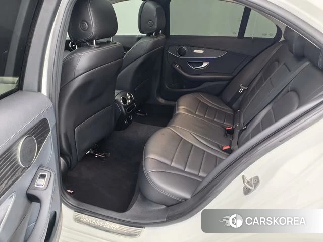 Mercedes-Benz Class C id 4258307 из Китая 13