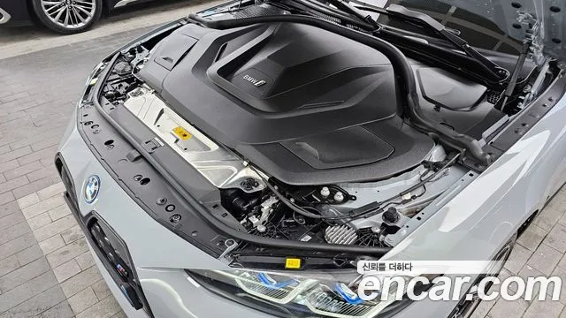 BMW i4 id 2722049 из Кореи 16