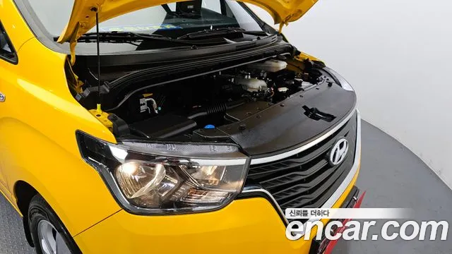 Hyundai The New Grand Starex id 2510725 из Кореи 16