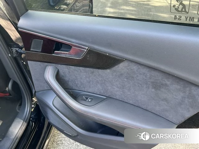 Audi S4 id 4300093 из Китая 17