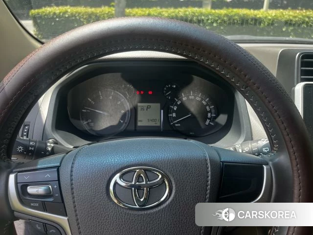 Toyota Prado (imported) 2024 Белый из Китая, фото 6