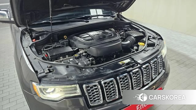Jeep Grand Cherokee id 4377887 из Кореи 26