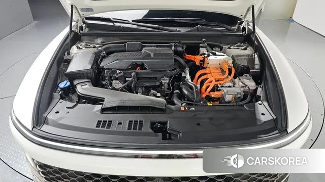 Hyundai Grandeur Hybrid (GN7) id 3031589 из Кореи 16