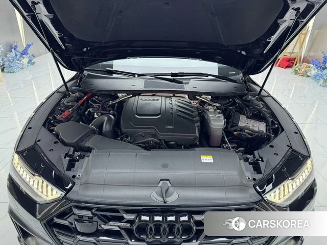 Audi A7L id 4209732 из Китая 14