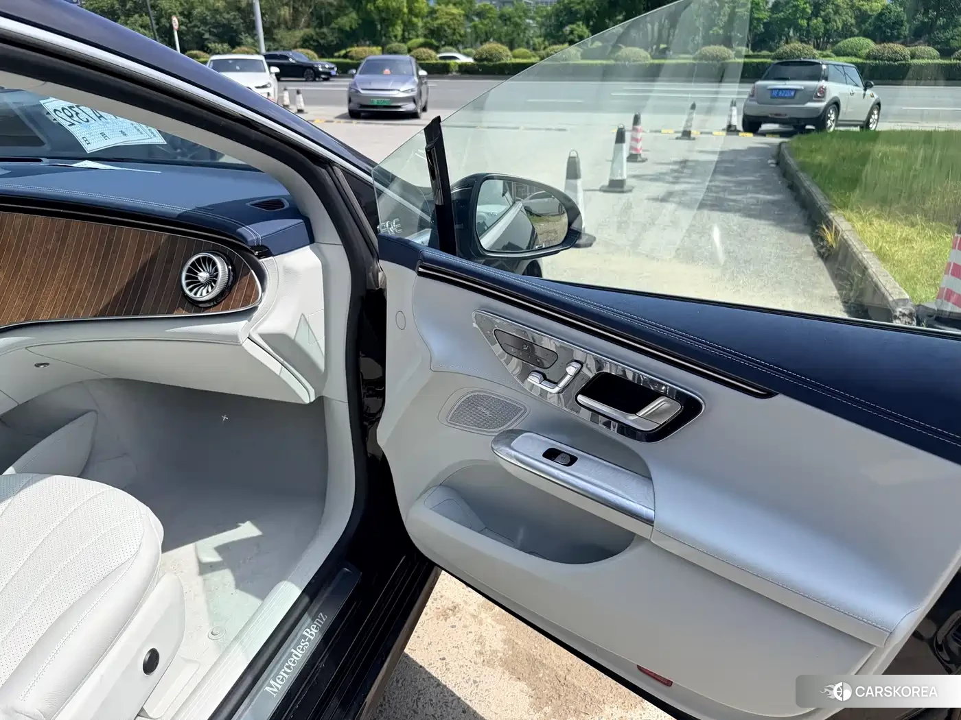 Mercedes-Benz EQE id 4553797 из Китая 10