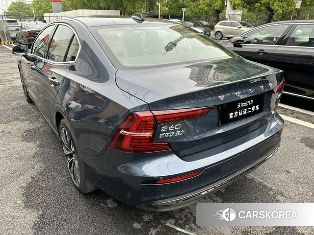 Volvo S60 id 4240247 из Китая 11