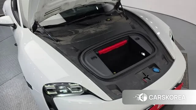 Porsche Taycan id 3771038 из Кореи 16