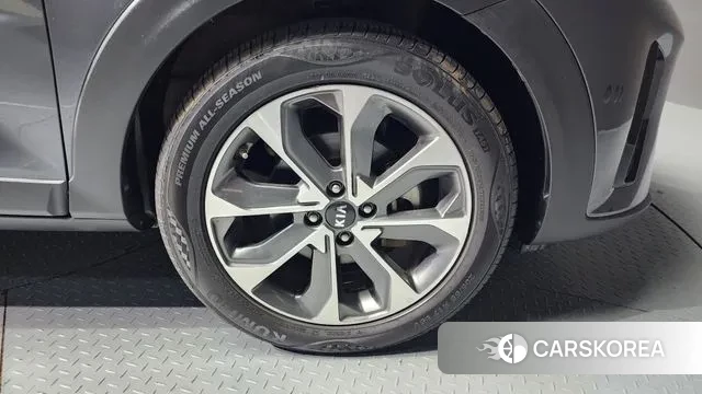 Kia Stonic id 3018783 из Кореи 16