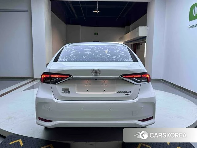 Toyota Corolla id 4257840 из Китая 17