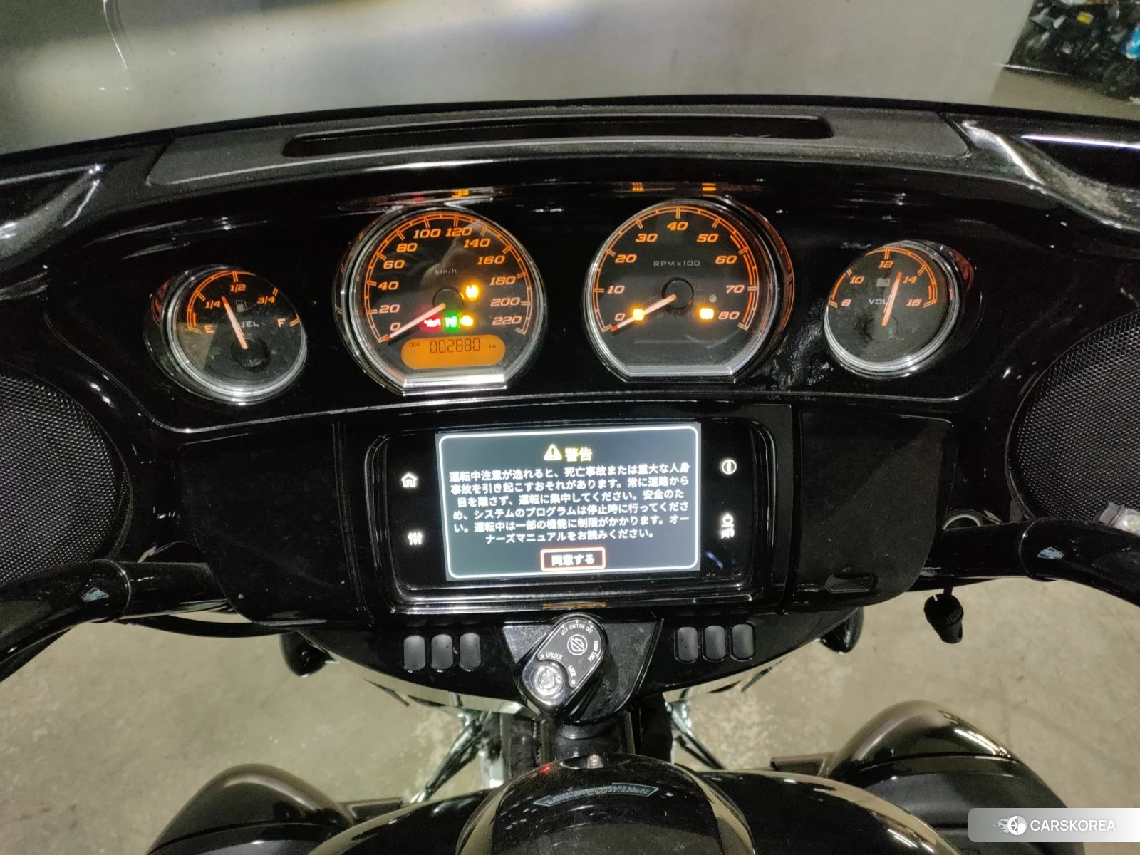 Проданный Harley-Davidson Street Glide FLHXS1870 id 3947967 из Японии, фото 6