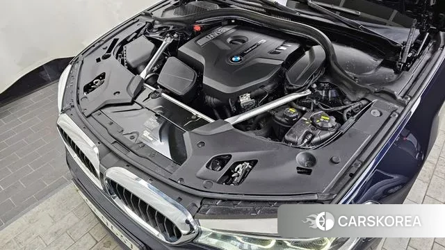 BMW 5 Series (G30) id 3636367 из Кореи 16