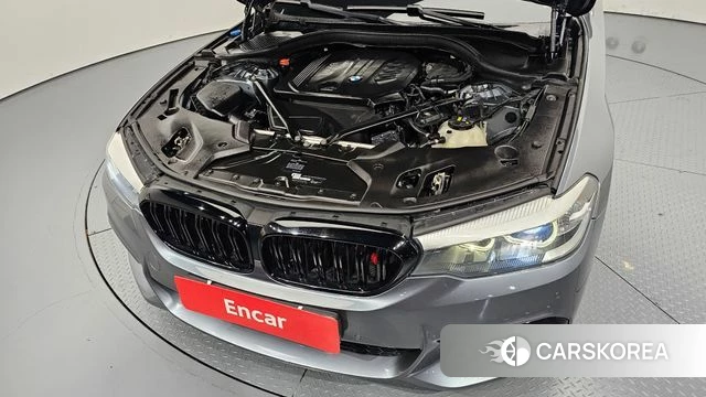 BMW 5 Series (G30) id 3955995 из Кореи 16