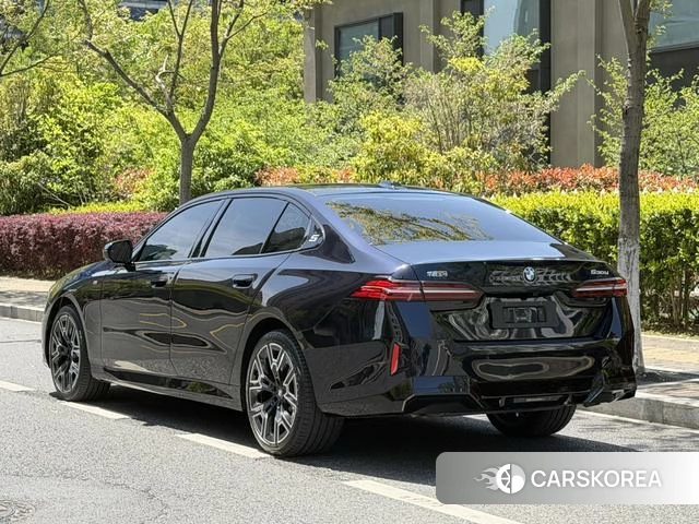 BMW 5 series id 4260379 из Китая 7