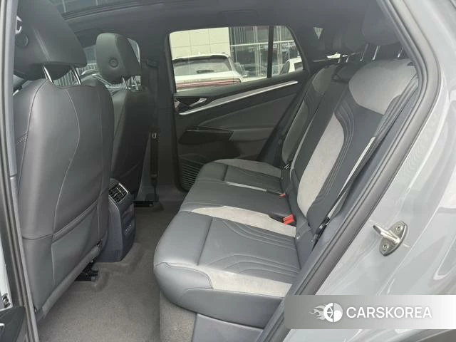 Volkswagen ID.4 CROZZ 2022 Темно-серый из Китая, фото 6