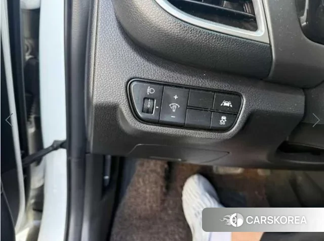 Kia Seltos 2022 Белый из Кореи, фото 6