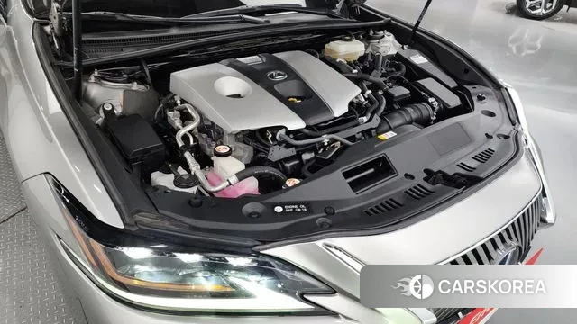 Lexus ES300h 7th generation id 3055337 из Кореи 16