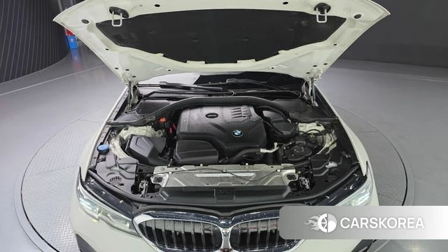 BMW 3 Series (G20) id 4604266 из Кореи 16