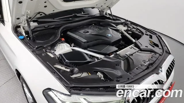 BMW 5 Series (G30) id 2920826 из Кореи 16