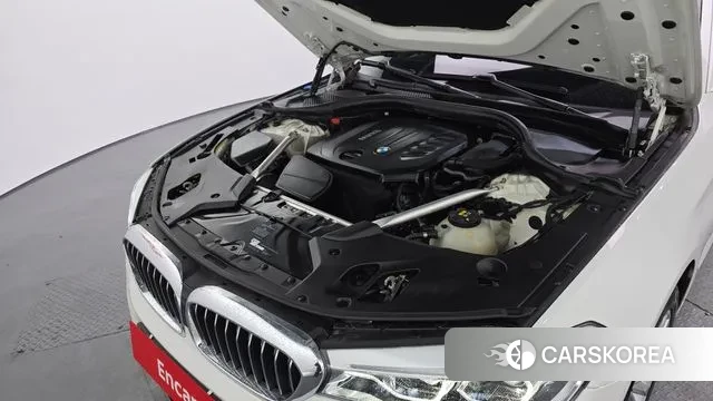 BMW 5 Series (G30) id 3754625 из Кореи 16