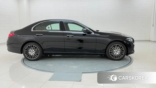 Mercedes-Benz C-Class W206 id 3921706 из Кореи 16