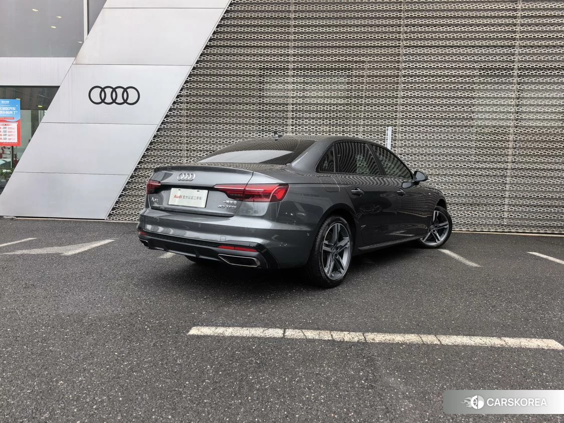 Audi A4L id 4452708 из Китая 15