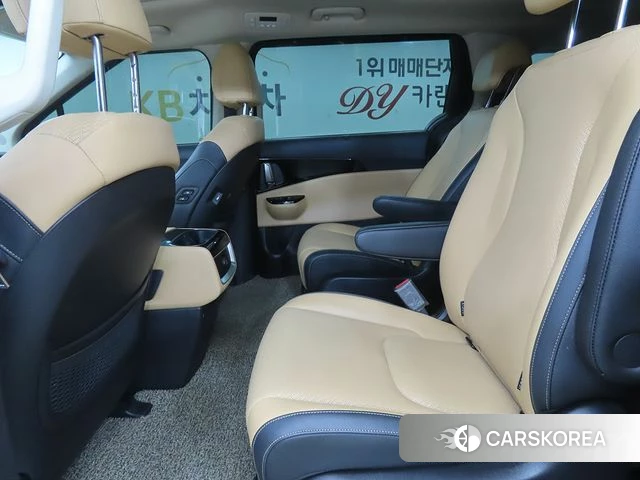 Kia Carnival 4th generation id 4631936 из Кореи 16
