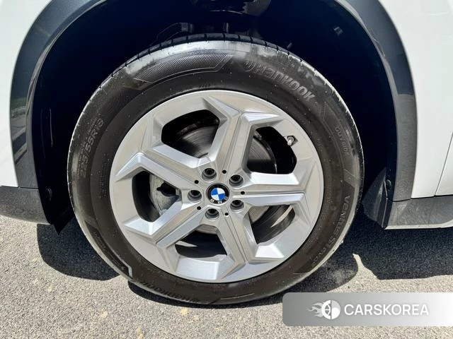 BMW X1 id 4314337 из Китая 16