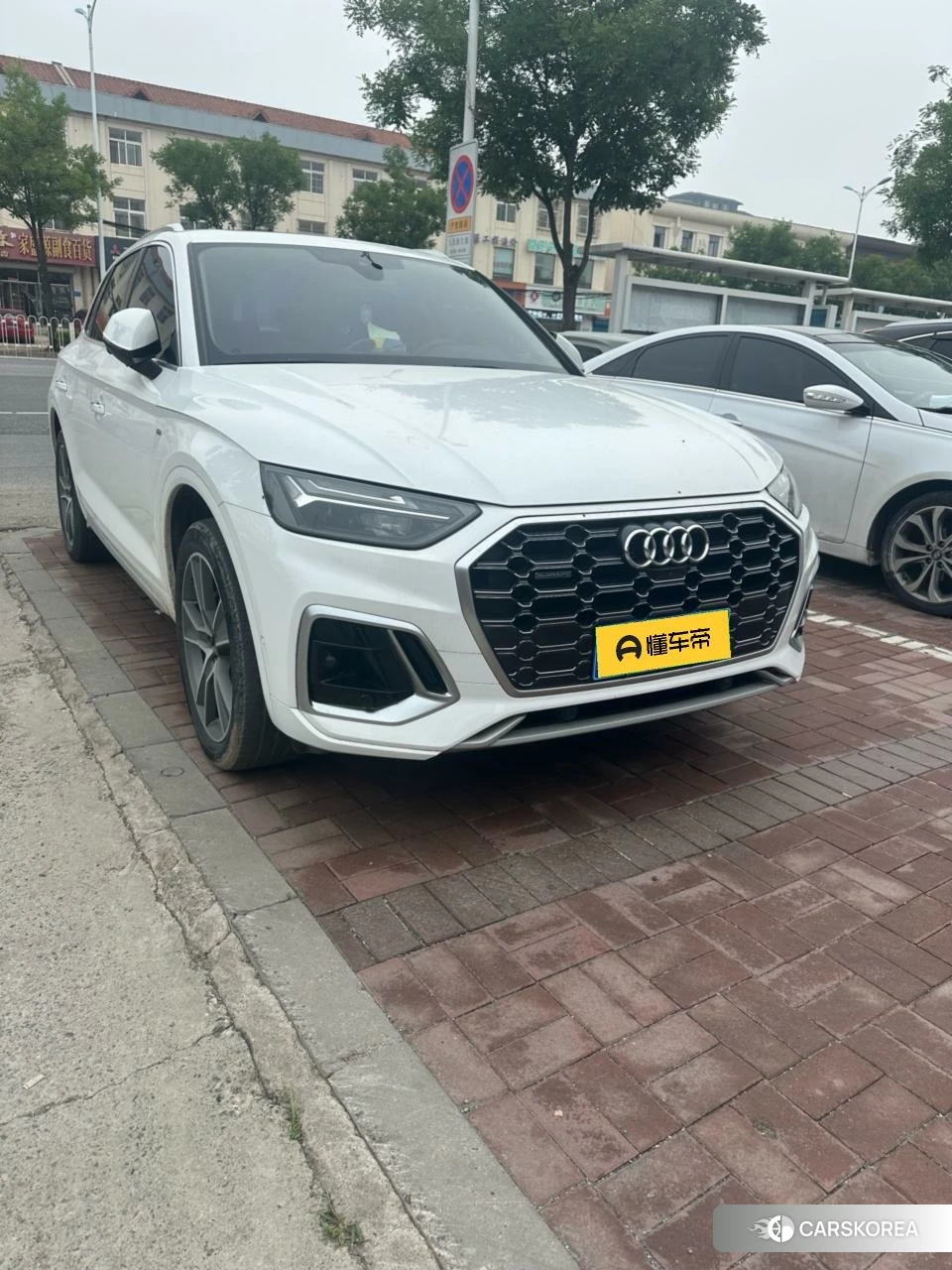 Audi Q5L 2021 Белый из Китая, фото 6