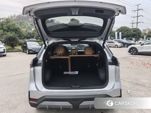 Geely Galaxy Galaxy L7 id 3919528 из Китая 14