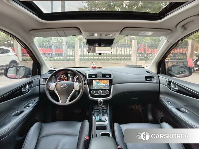 Nissan TIIDA 2021 Красный из Китая, фото 6