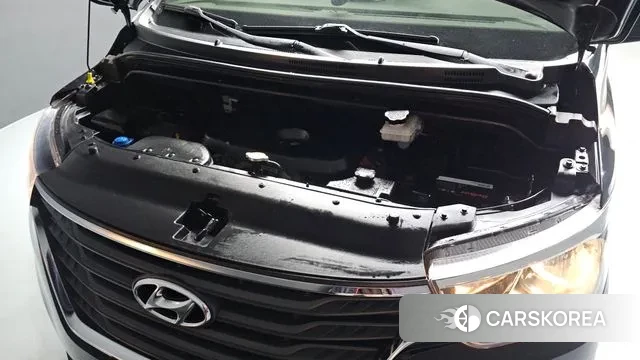 Hyundai The New Grand Starex id 3789677 из Кореи 16