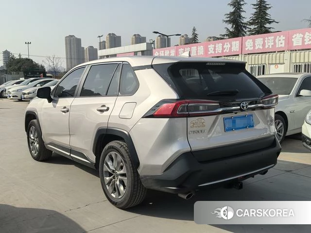 Toyota Wilanda 2023 Шампань из Китая, фото 6