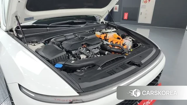 Hyundai Grandeur Hybrid (GN7) id 3353626 из Кореи 16