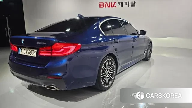 BMW 5 Series (G30) id 3235892 из Кореи 16