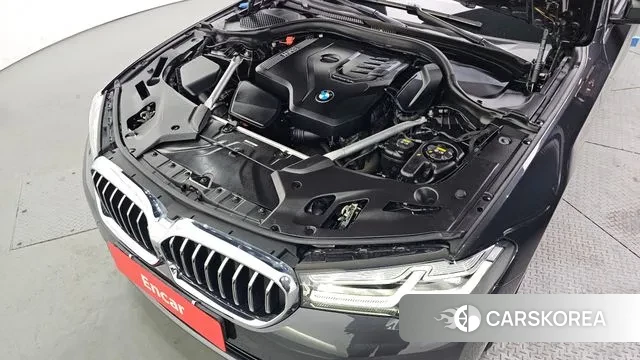 BMW 5 Series (G30) id 3681448 из Кореи 16